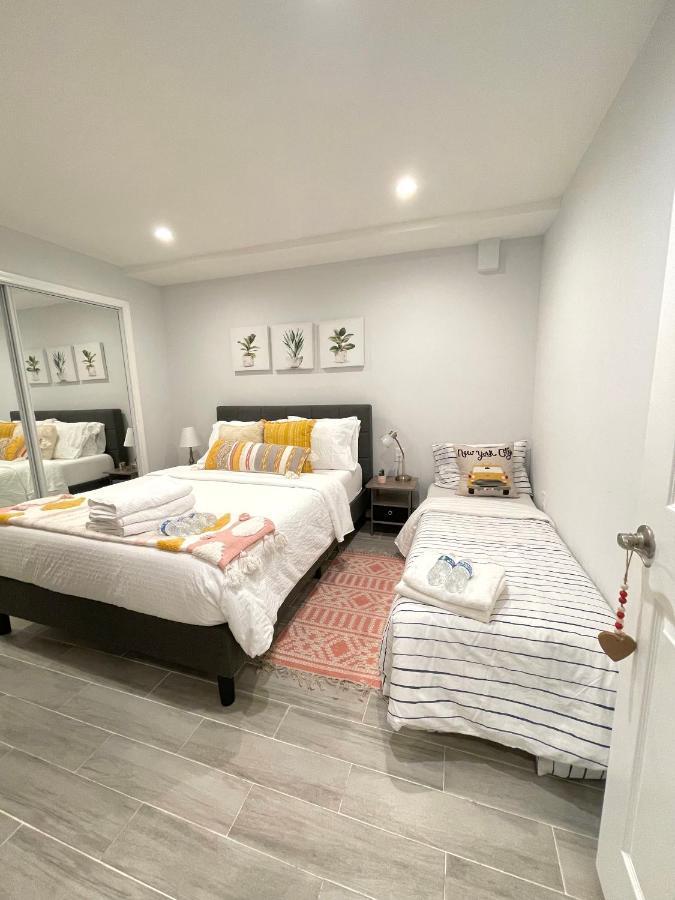 Modern With Parking & Quick Ride To Manhattan