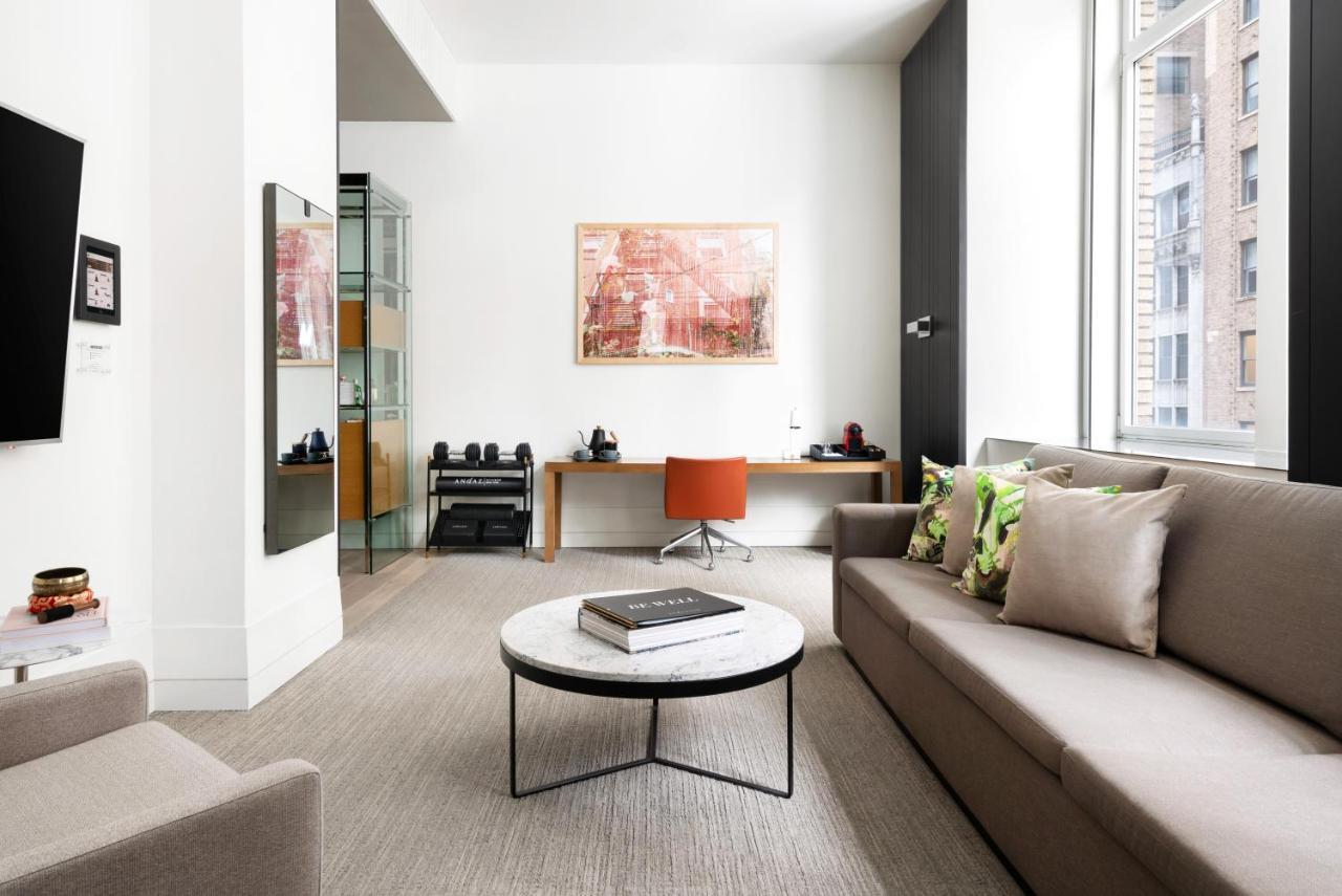 Andaz 5th Avenue, By Hyatt New York