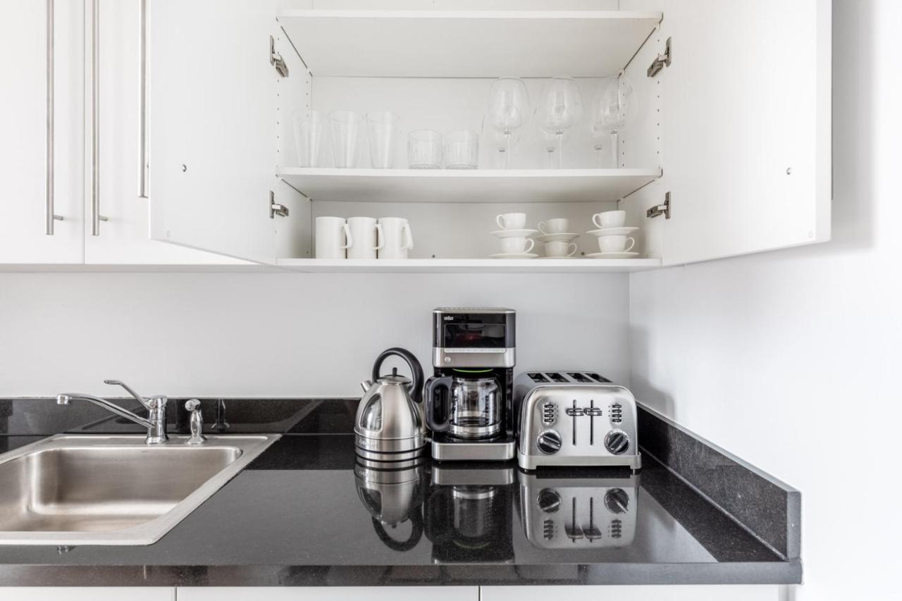 Tribeca 1br W Doorman Gym Nr Freedom Tower Nyc-446 * New York