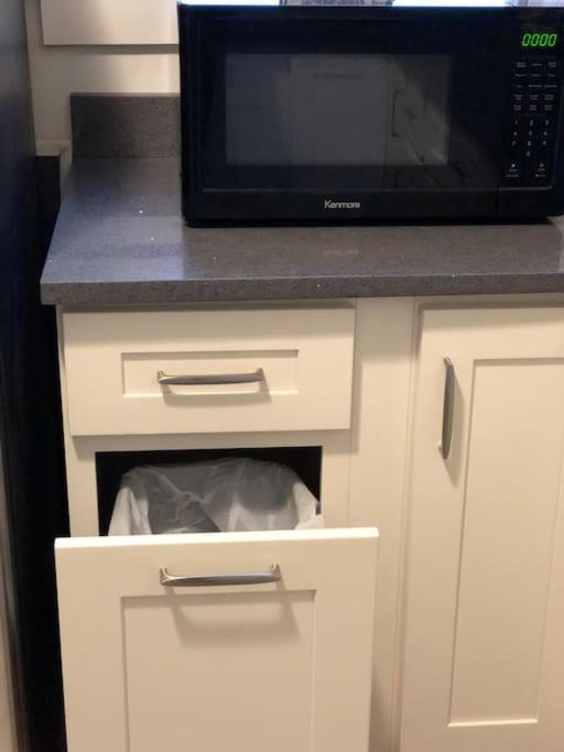 Private In Townhouse W Shared Baths Qn Bed 1-3ppl * New York