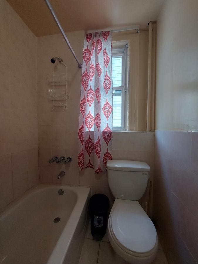 Crsytal Chateau Homestay *