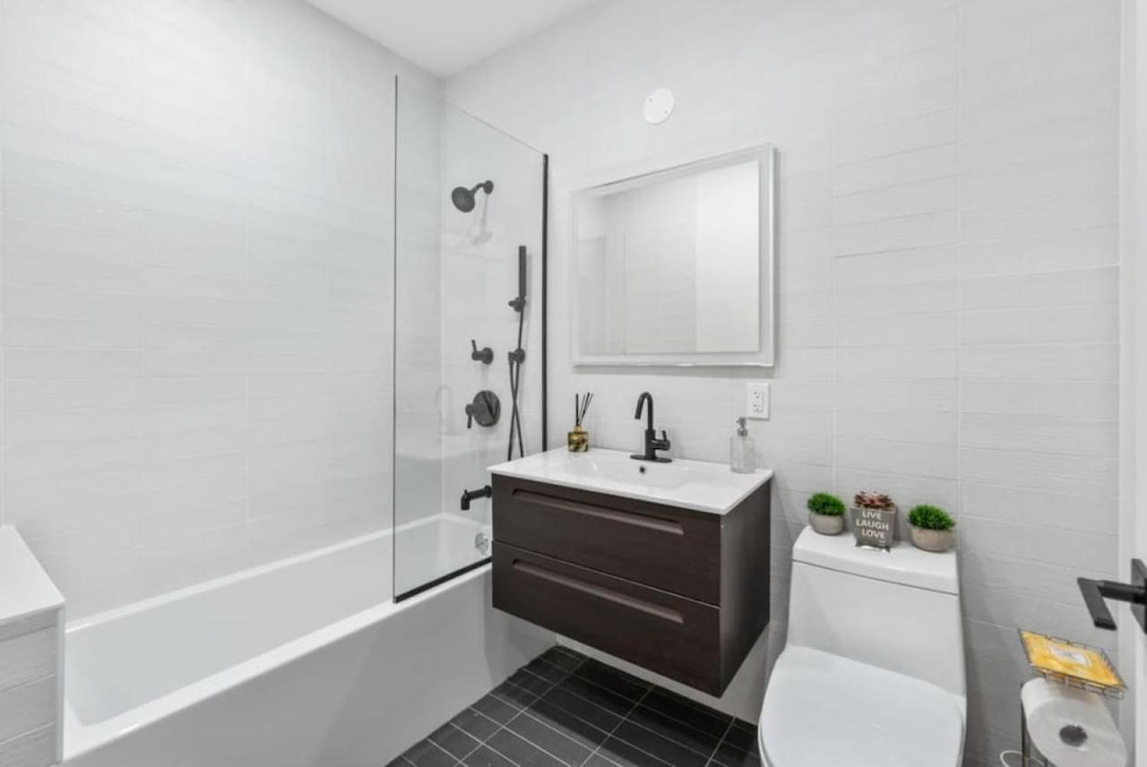 Top Notch 2br In Upper East Mins To Central Park Hotel New York