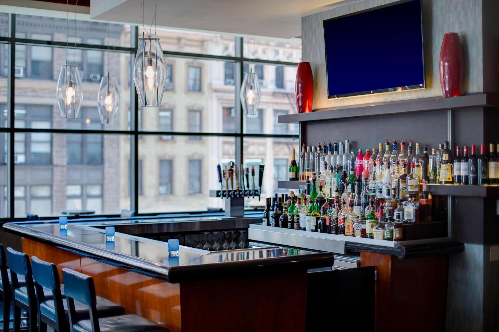 By Marriott Manhattan/times Square 4*