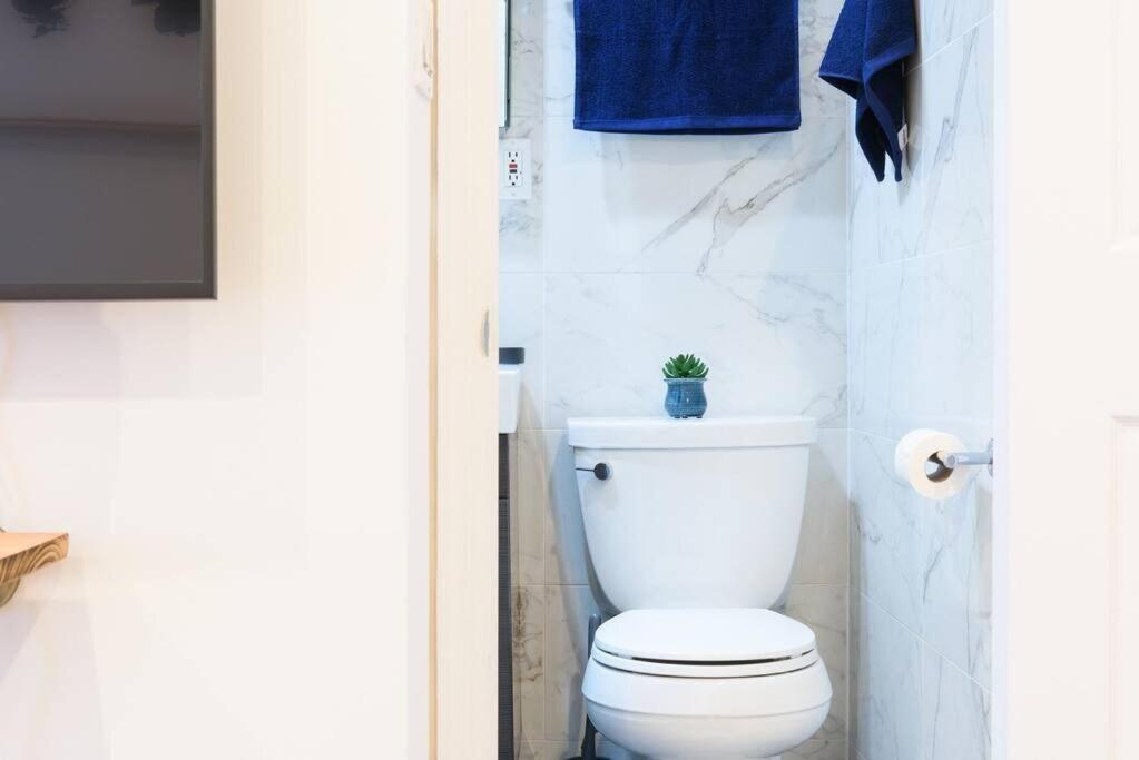 69-4a Quality New Prime Lower East East 1br * New York