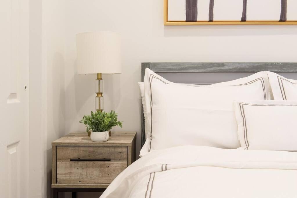 69-4a Quality New Prime Lower East East 1br New York