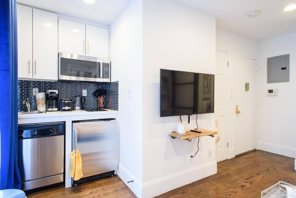 69-4a Quality New Prime Lower East East 1br * New York