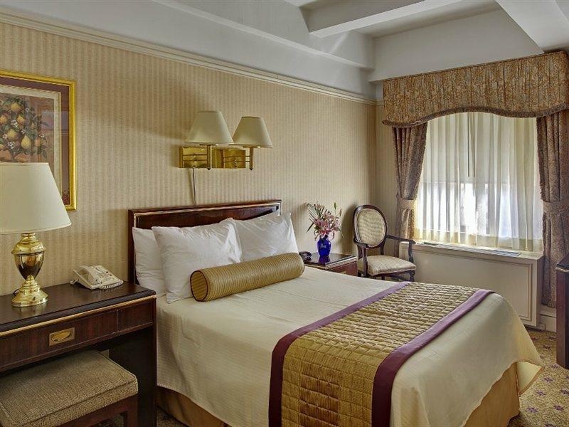 Hotel Wellington 3*