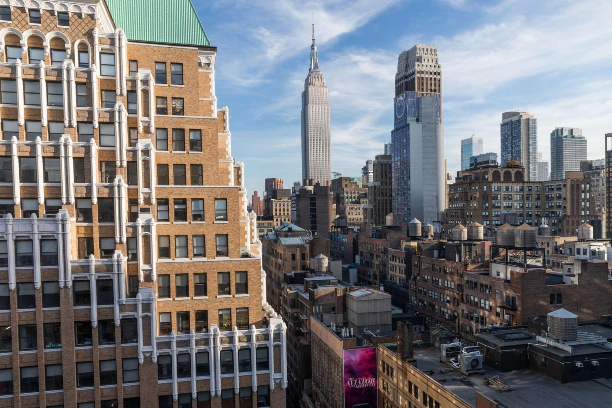 Hotel Doubletree By Hilton Times Square South 4*