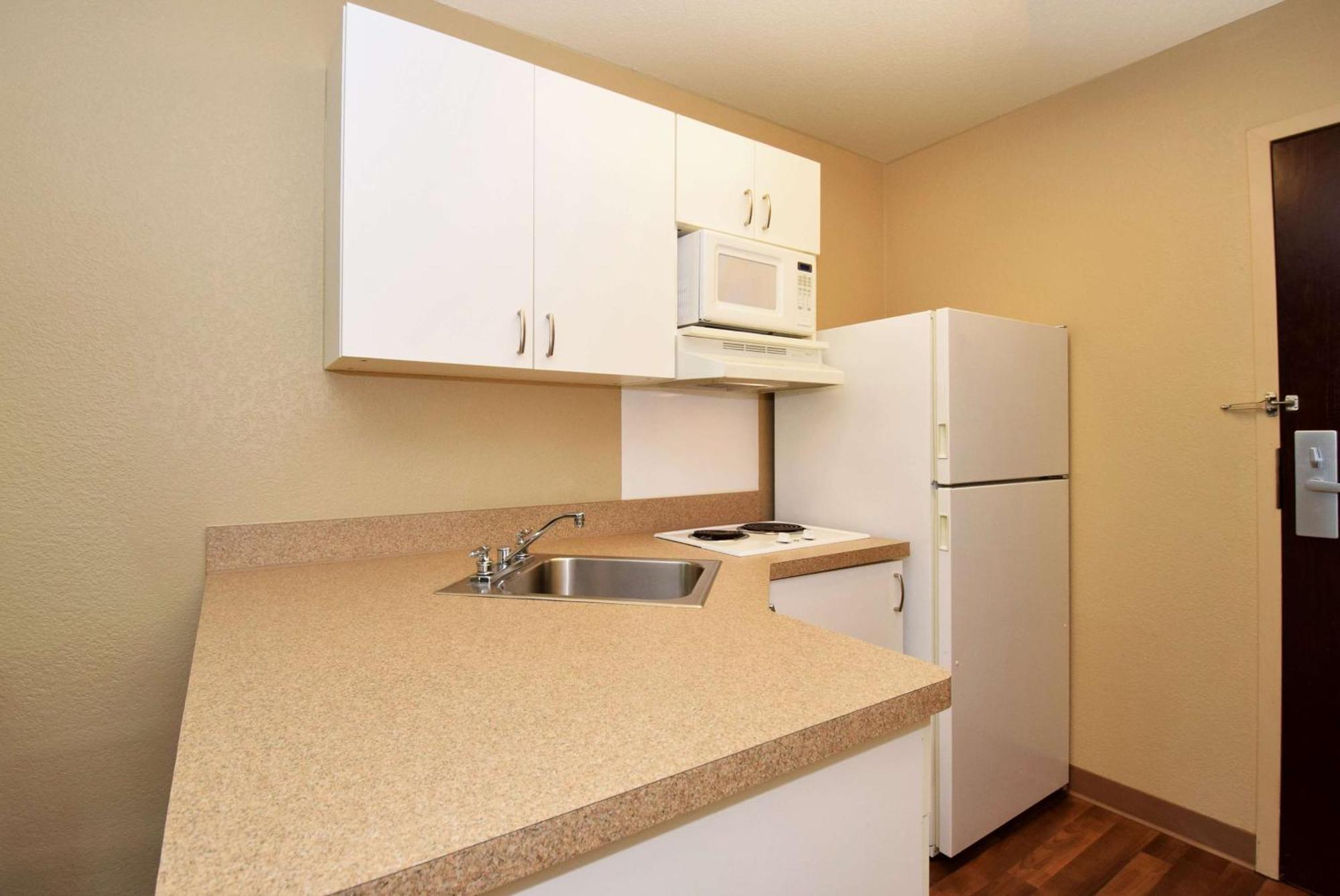 Extended America - - Laguardia Airport Hotel New York
