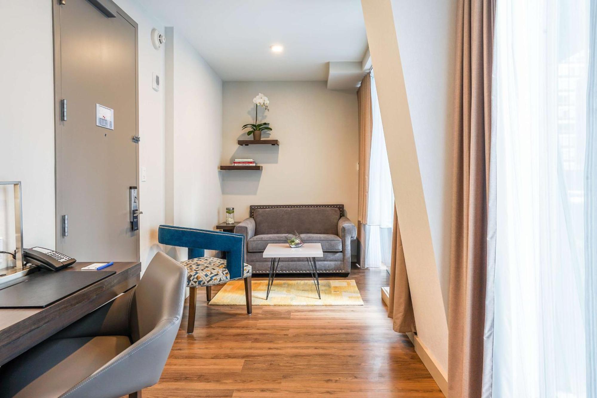 The Bernic City,tapestry Collection By Hilton 4*