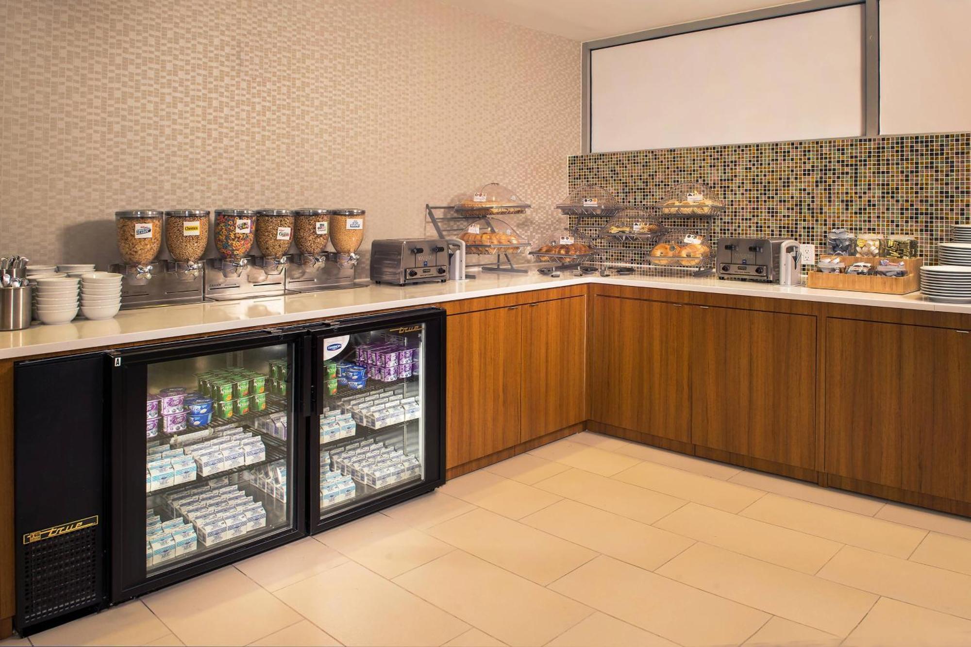 Springhill By Marriott Laguardia Airport Hotel