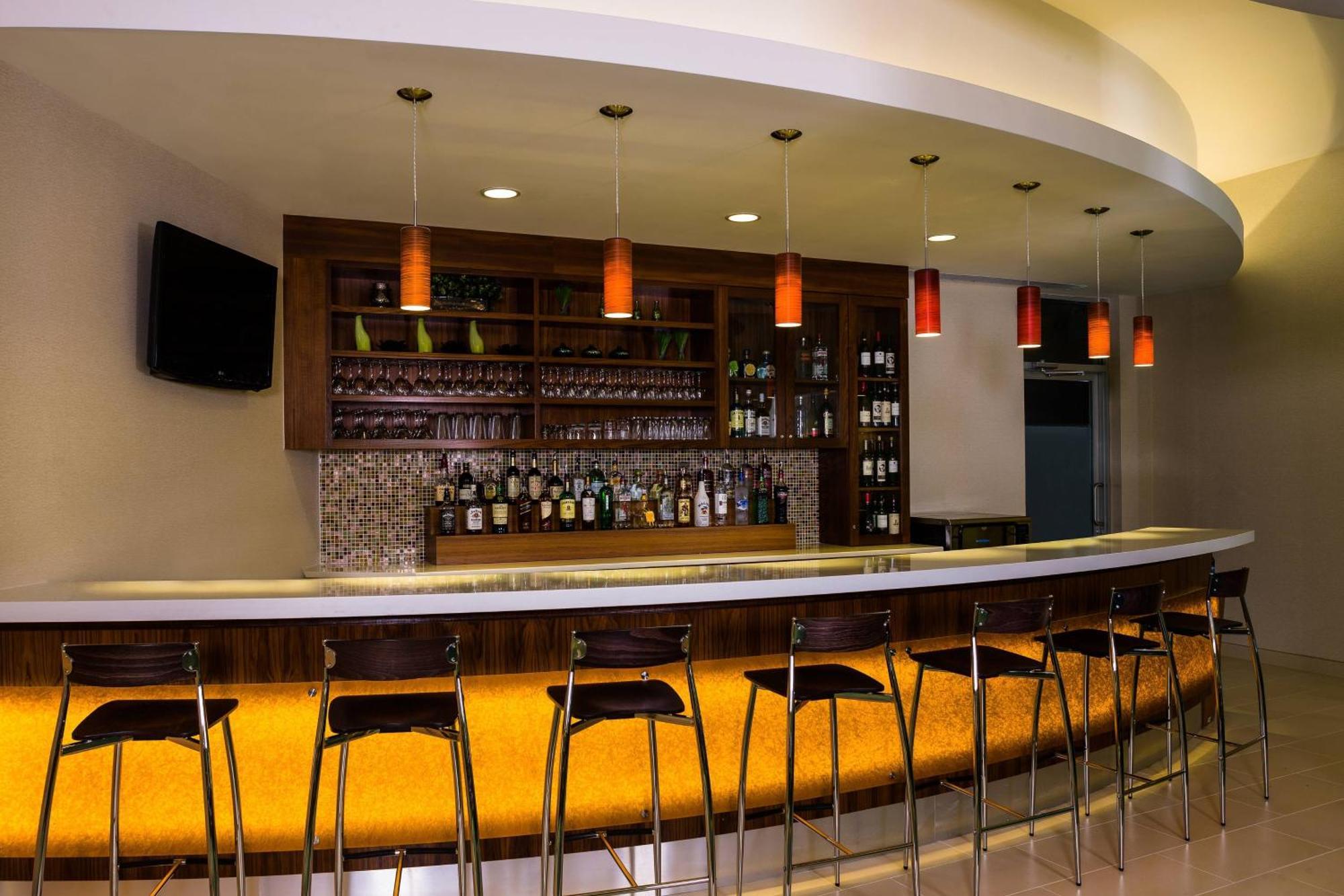 Springhill By Marriott Laguardia Airport Hotel