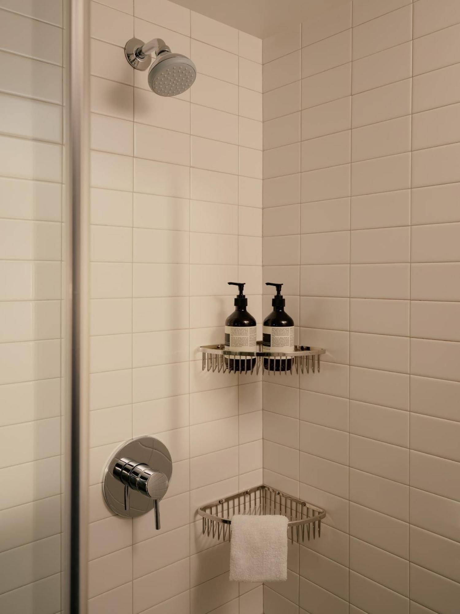 Hotel The Cloud One New York-downtown, By The One Group 4*