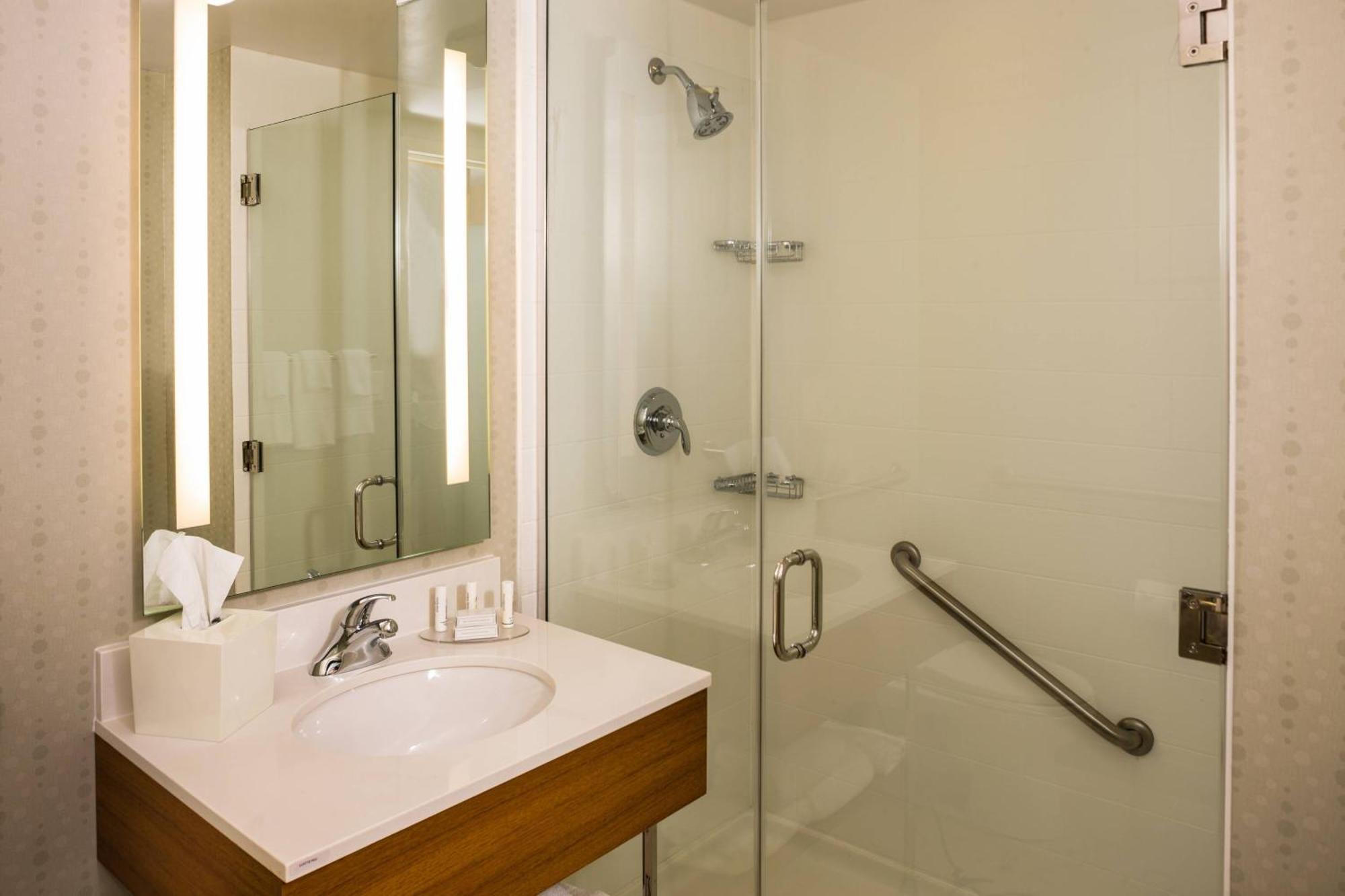 Springhill By Marriott Laguardia Airport Hotel New York