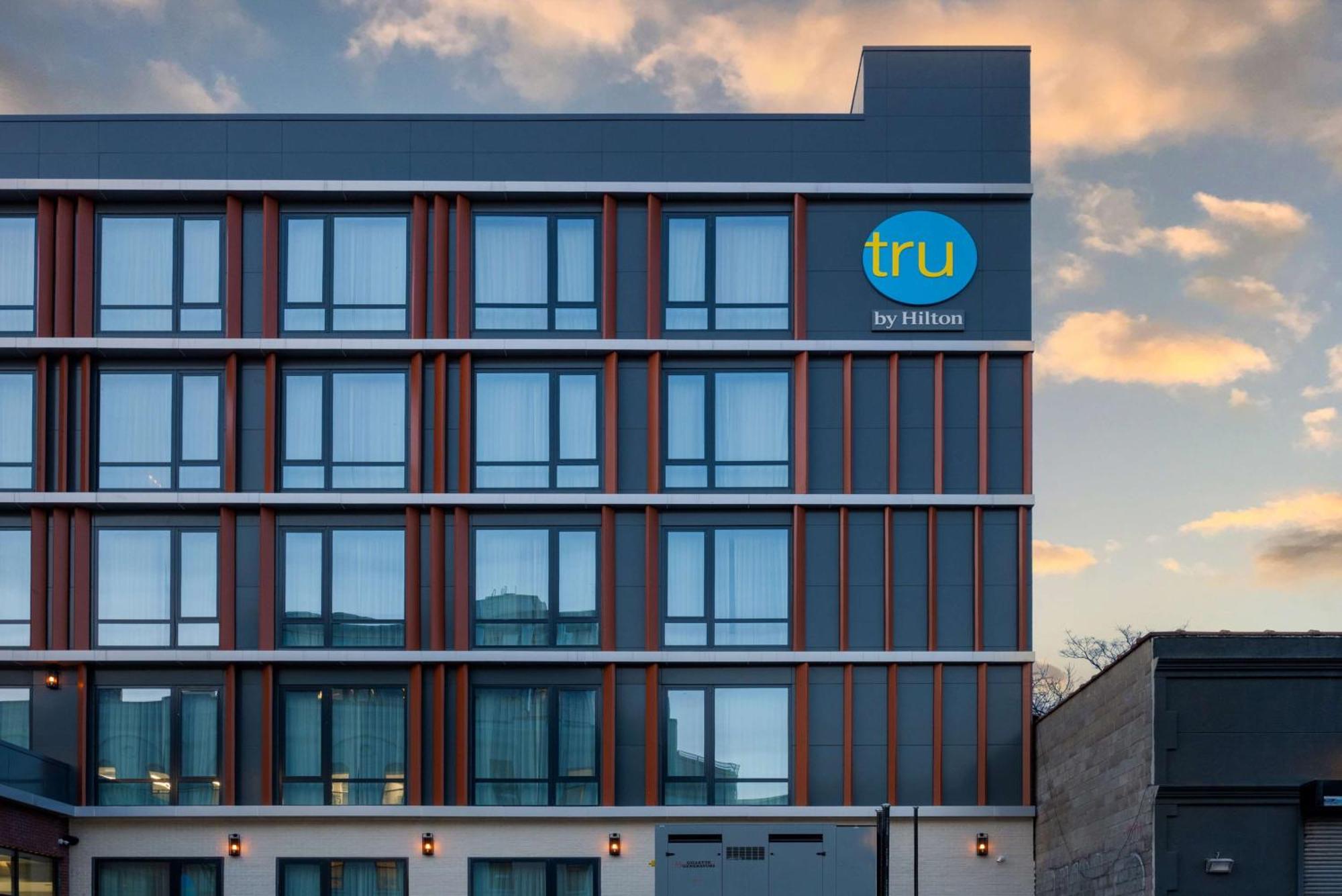 Hotel Tru By Hilton Brooklyn