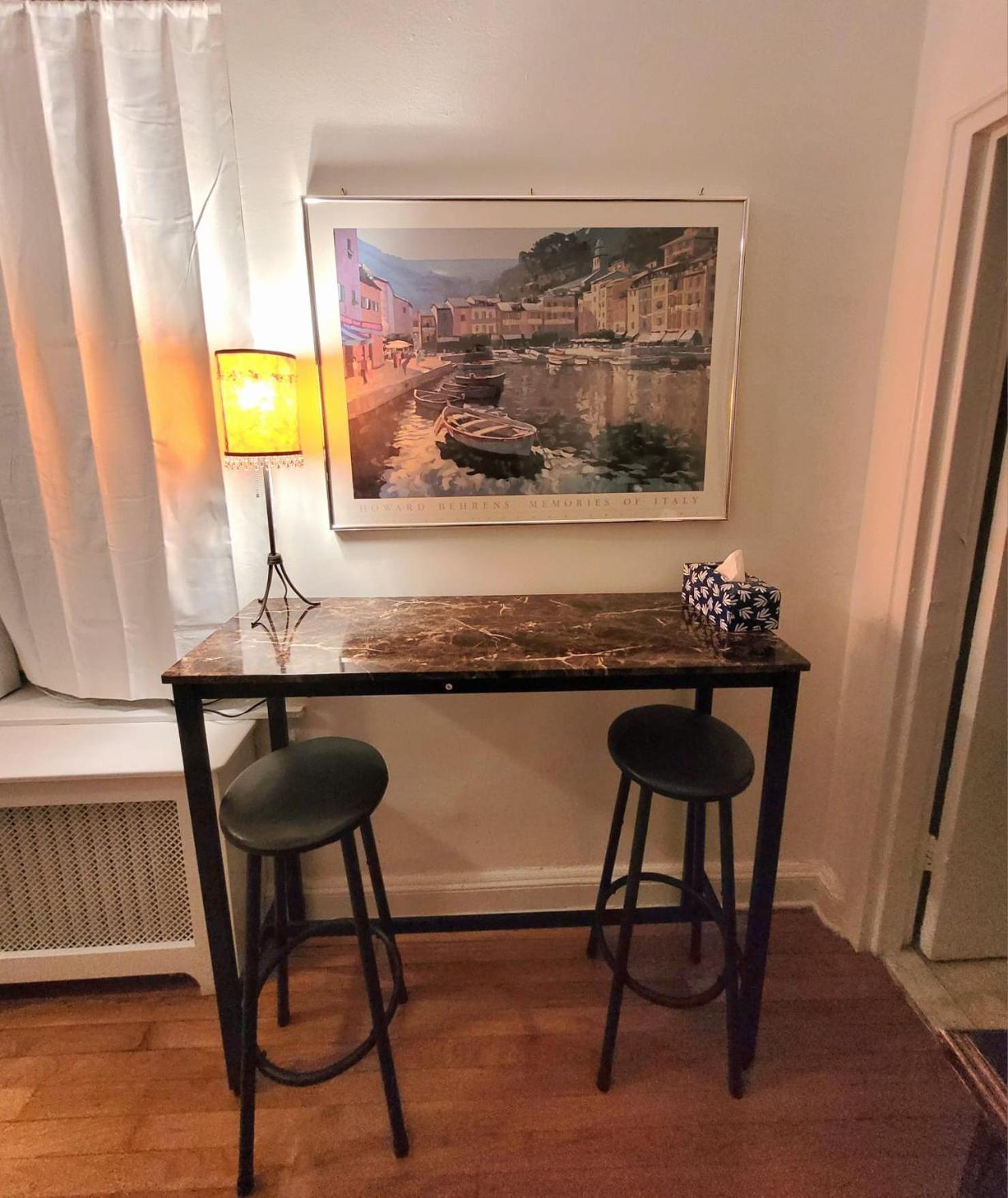 Upper East Side 2 Bedrooms Gem *