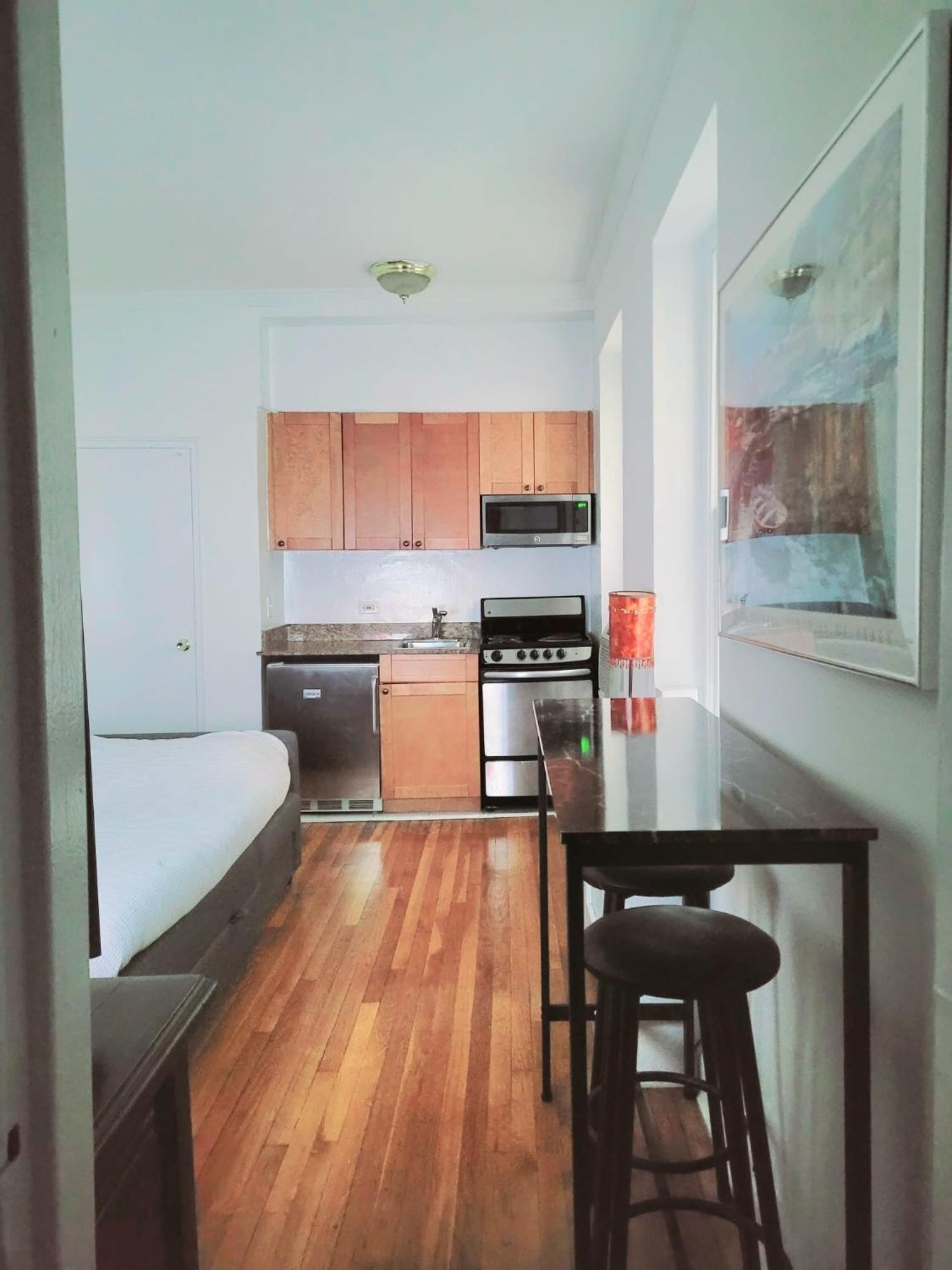 Upper East Side 2 Bedrooms Gem * New York