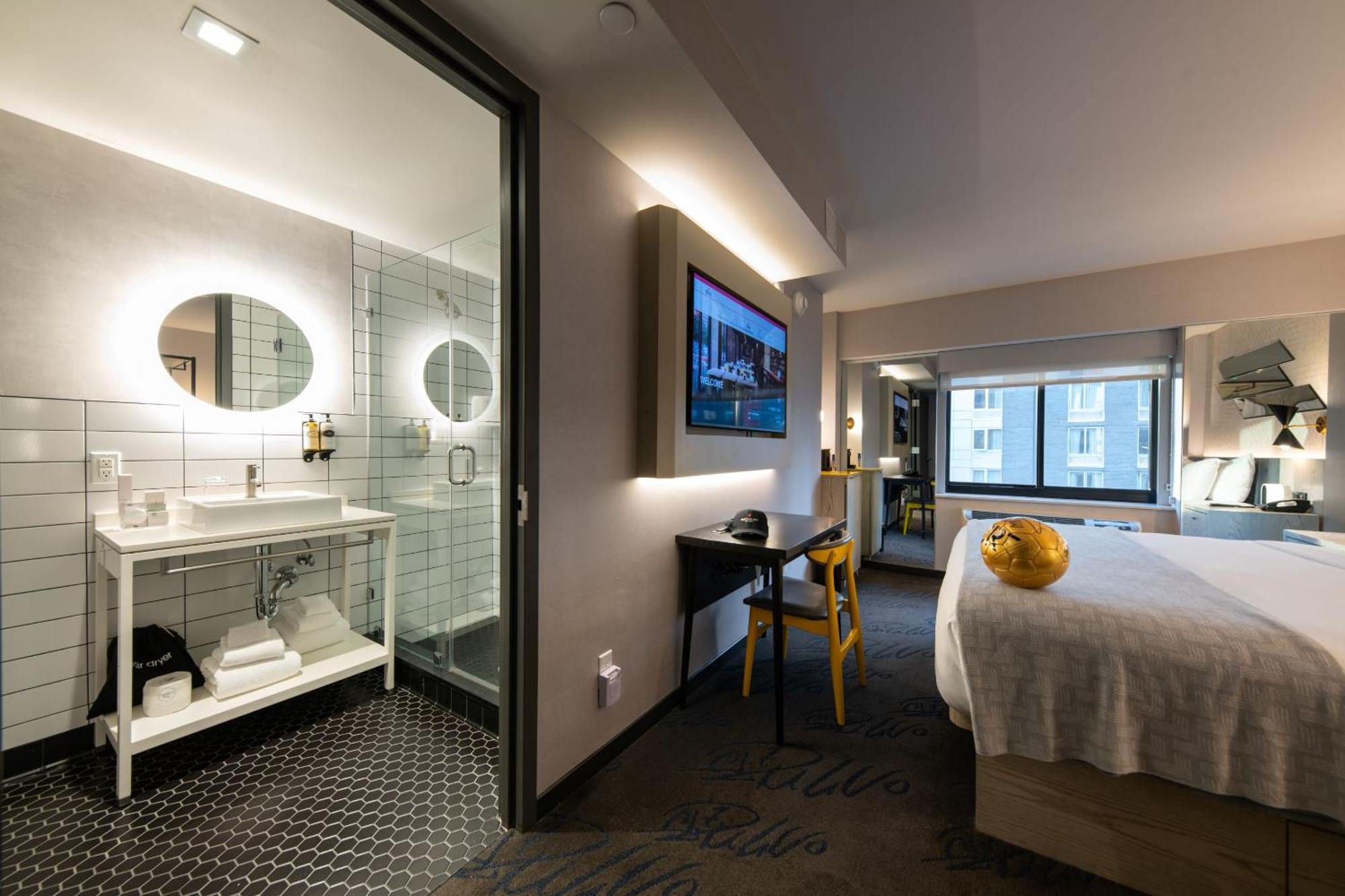 Hotel Pestana Cr7 Times Square 4*