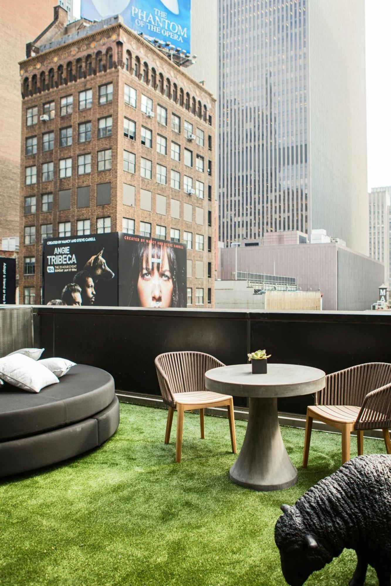 Renaissance Times Square By Marriott Hotel New York