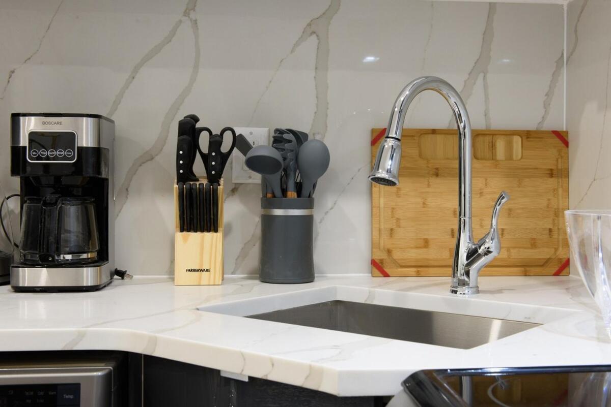 78-1b New 1br Prime Ues Wd In Unit Apartment New York