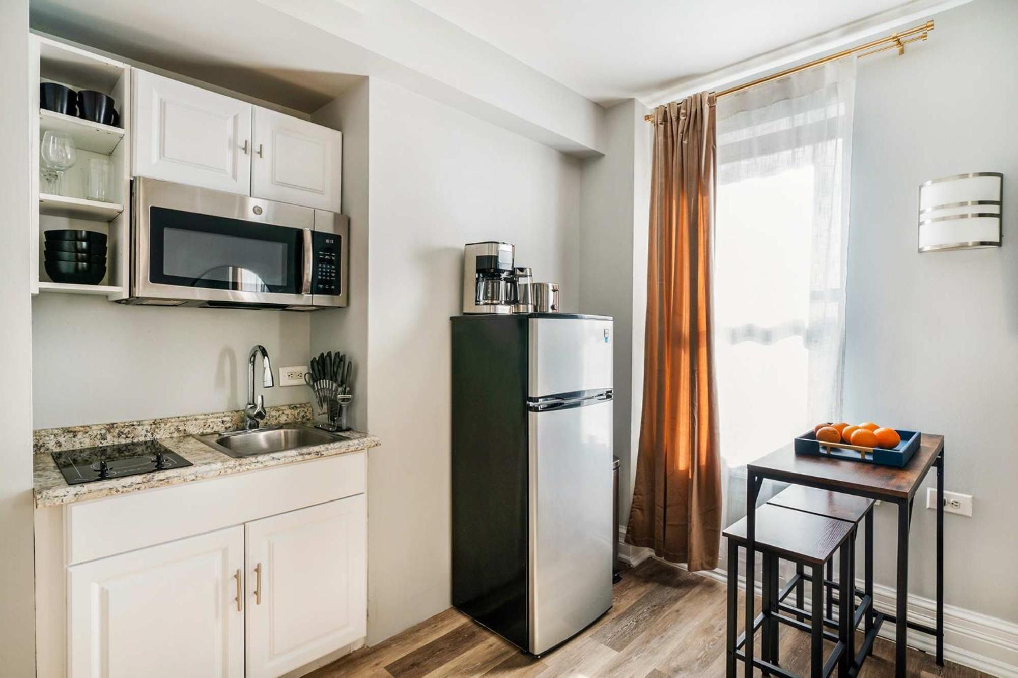 Apartment 73-608 New 1br 1bth Uws Doorman Gym *