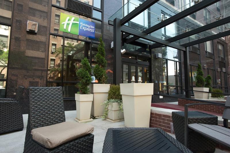 Express Manhattan Midtown West By Ihg Hotel
