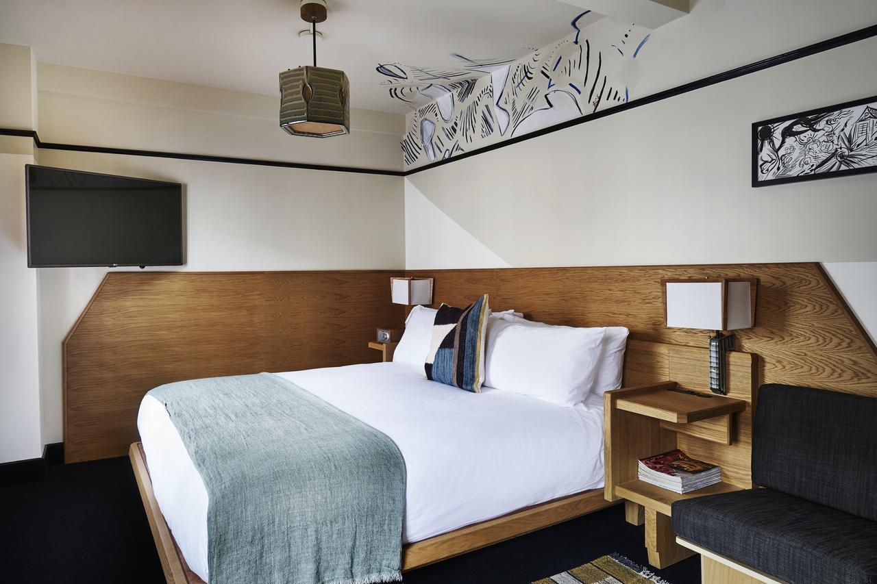 Hotel Freehand