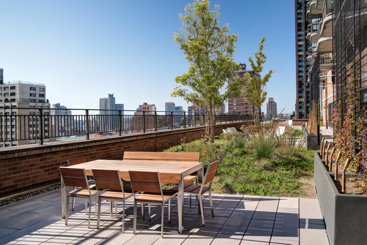 Apartment Bluebird Suites In Midtown West