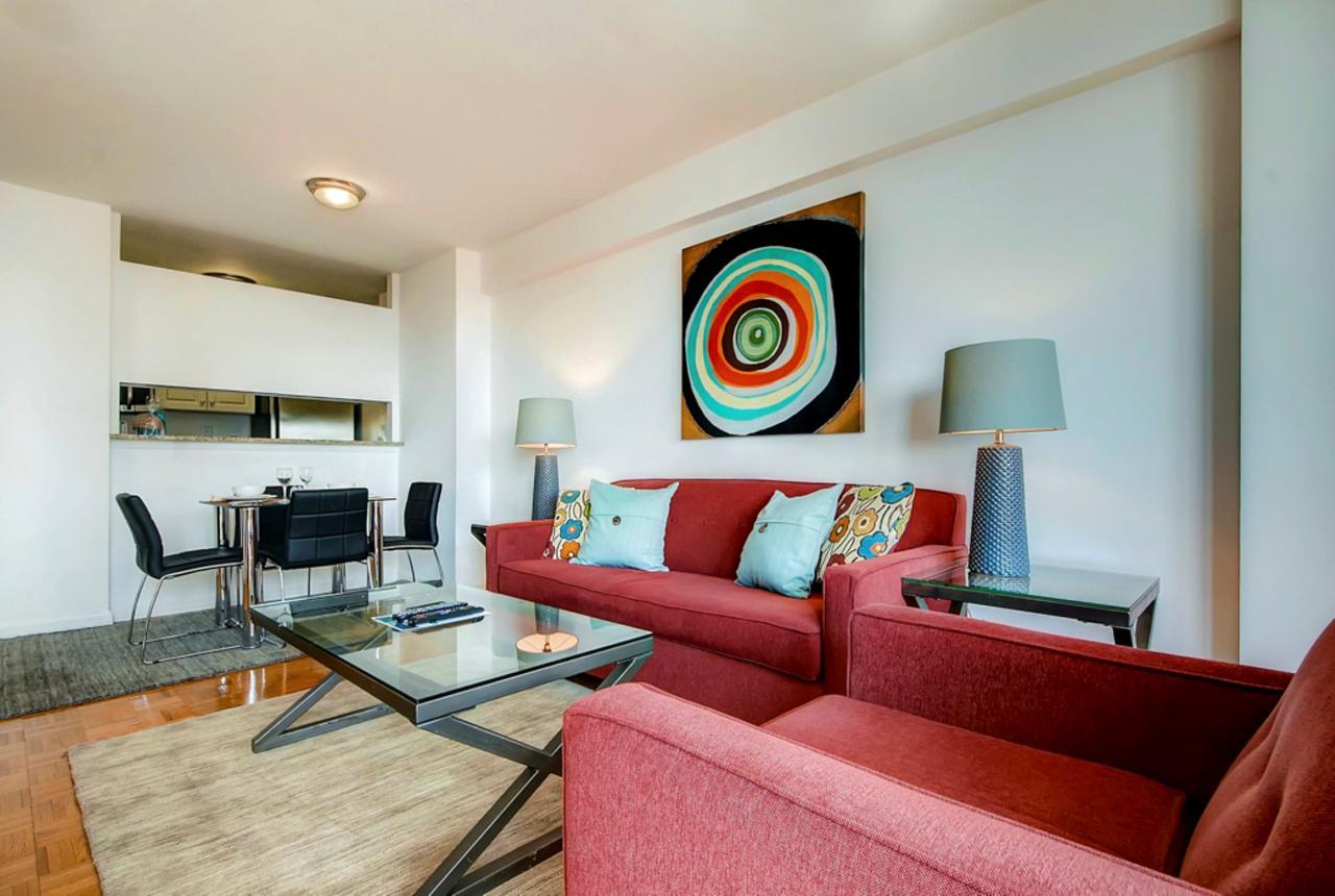 Bluebird Suites In Midtown West Apartment *
