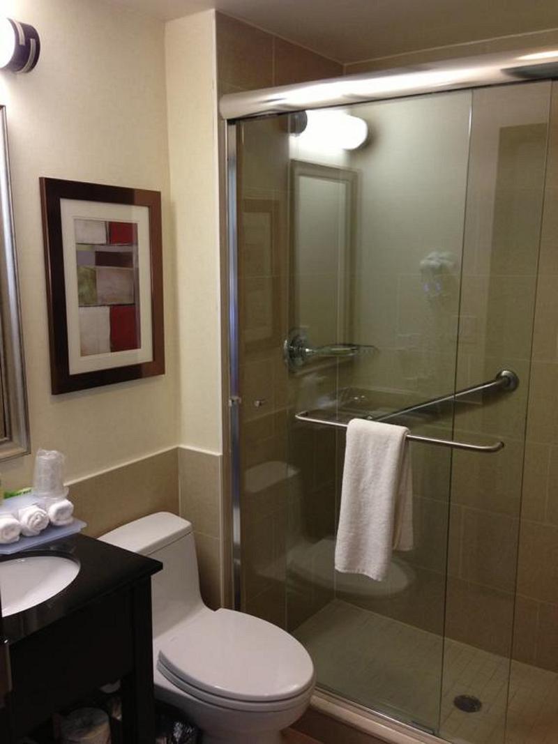 Express Manhattan Midtown West By Ihg Hotel 3*