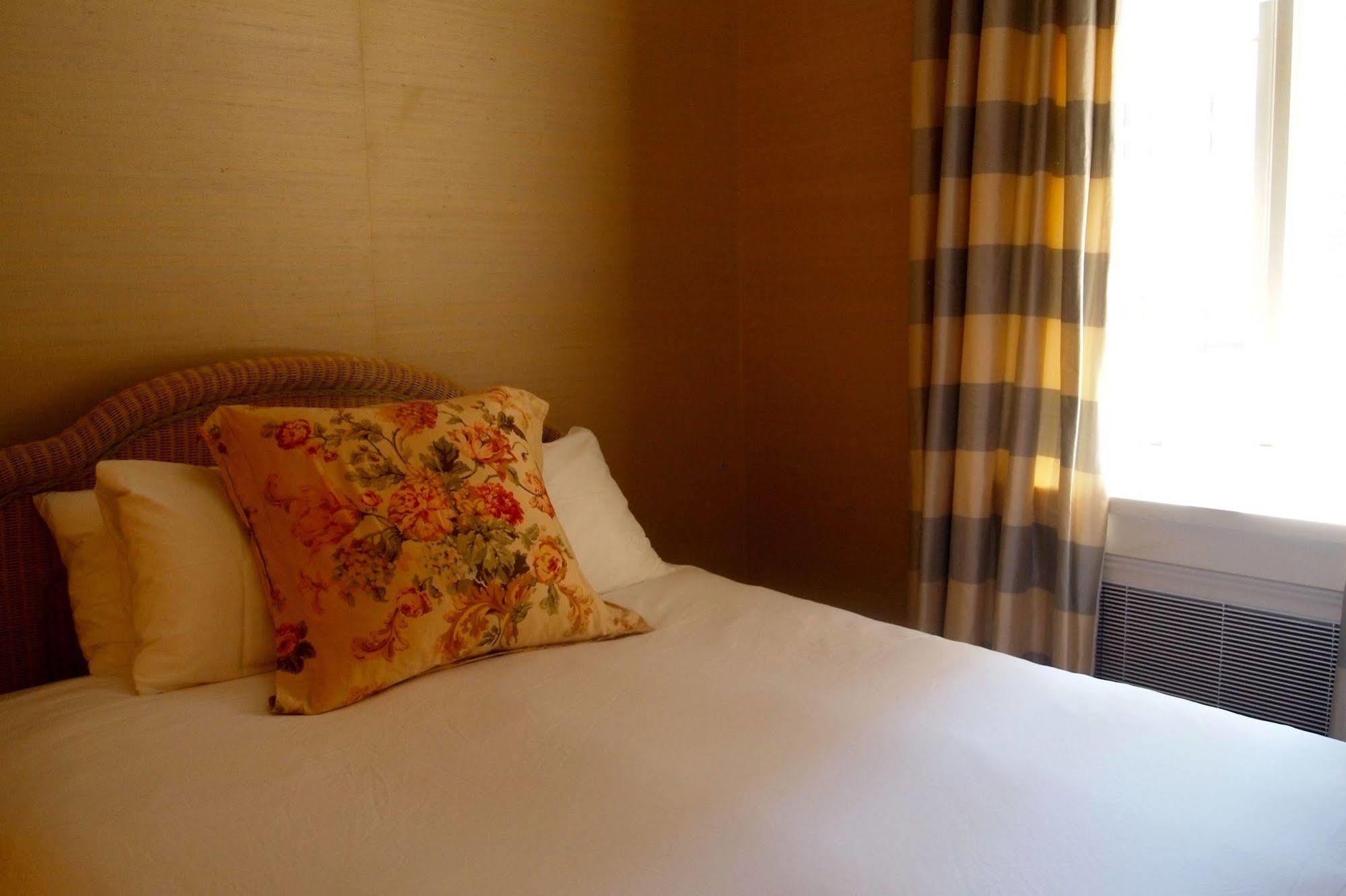 Hotel Herrick Guest Suites 74th Street 3*