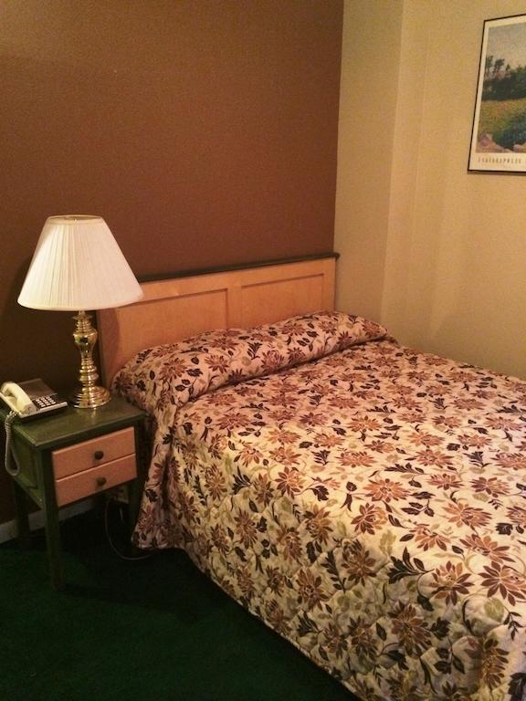 Park Savoy Hotel 2*