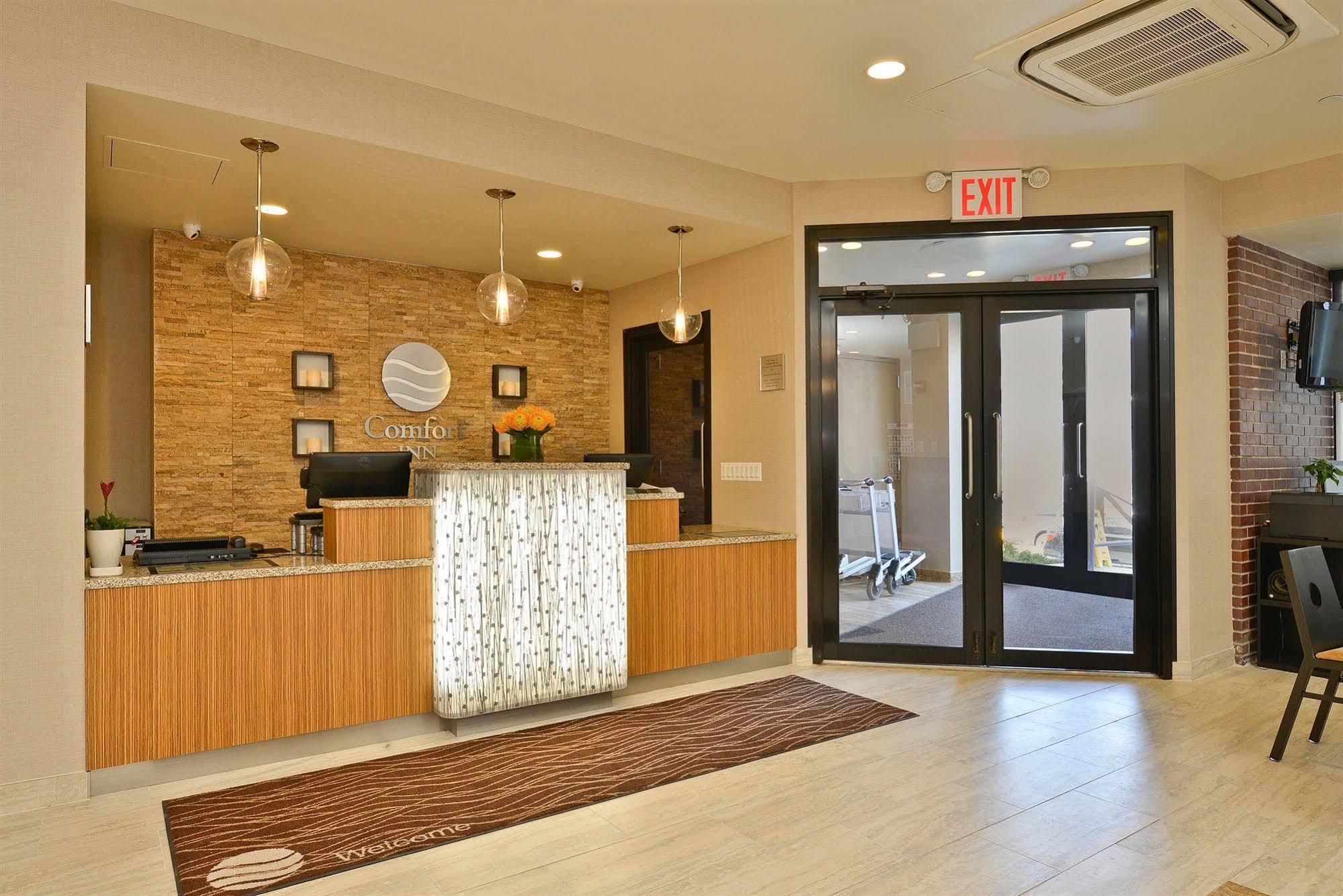 Comfort Manhattan - Midtown West 3*