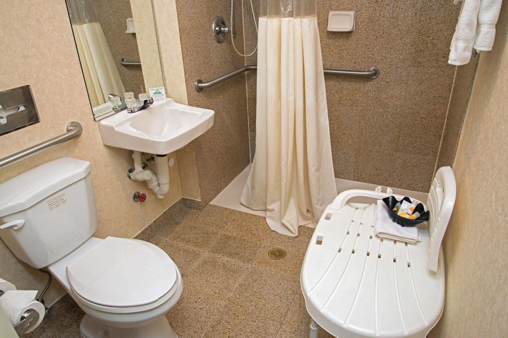 Hotel Days By Wyndham Jamaica / Jfk Airport 3*