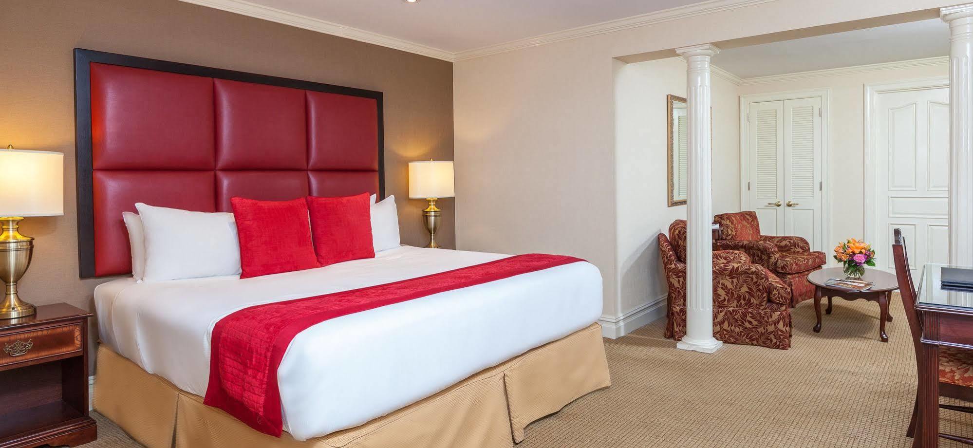 Fitzpatrick Grand Hotel 4*