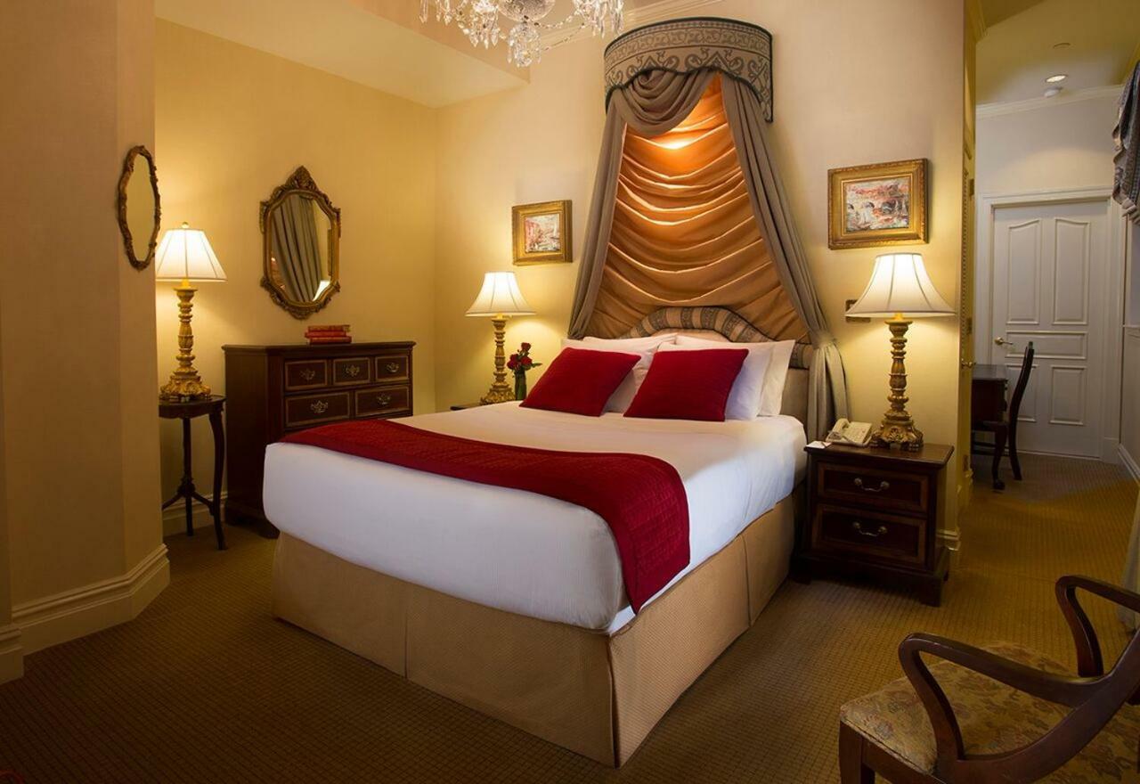 Fitzpatrick Grand Hotel 4*