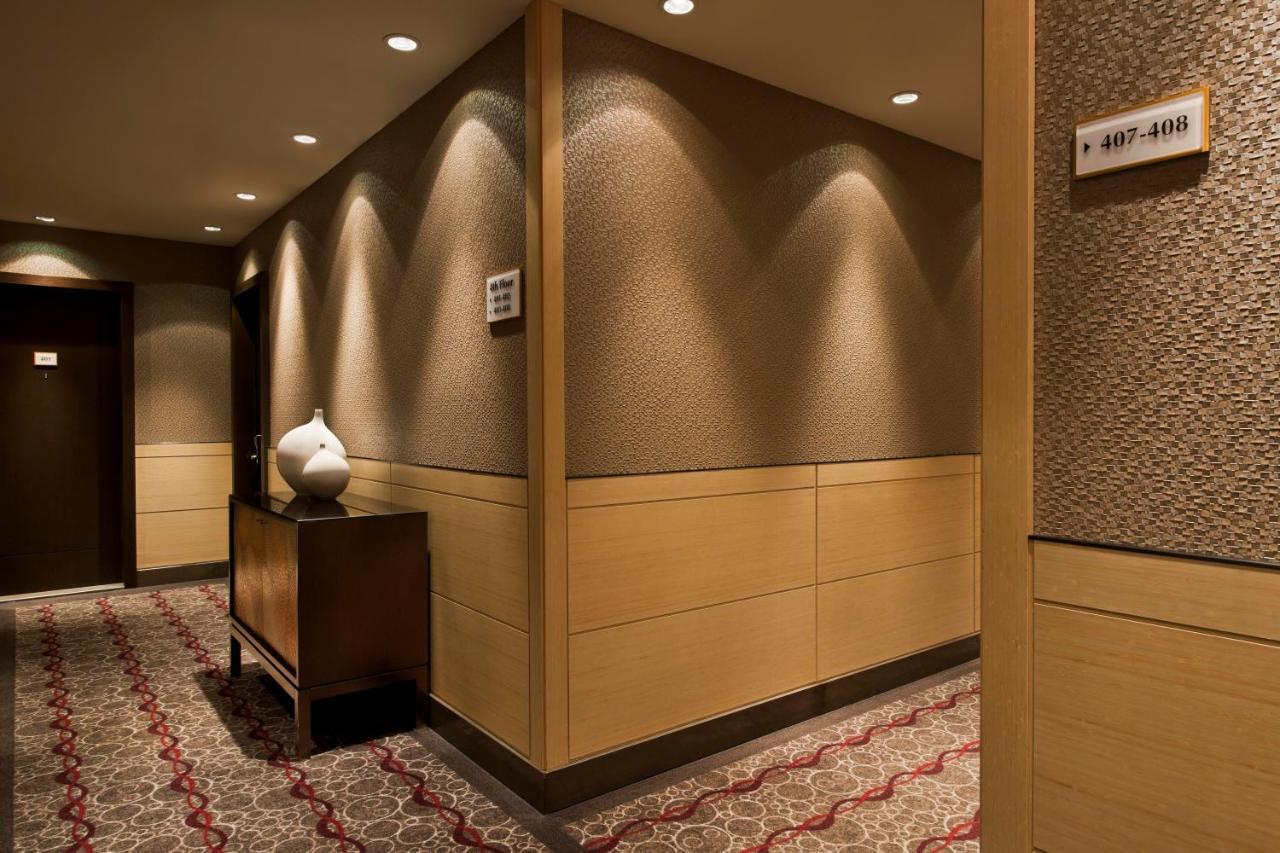 The Pearl 4*