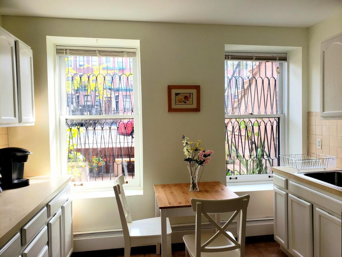 Apartment Historic Brownstone *