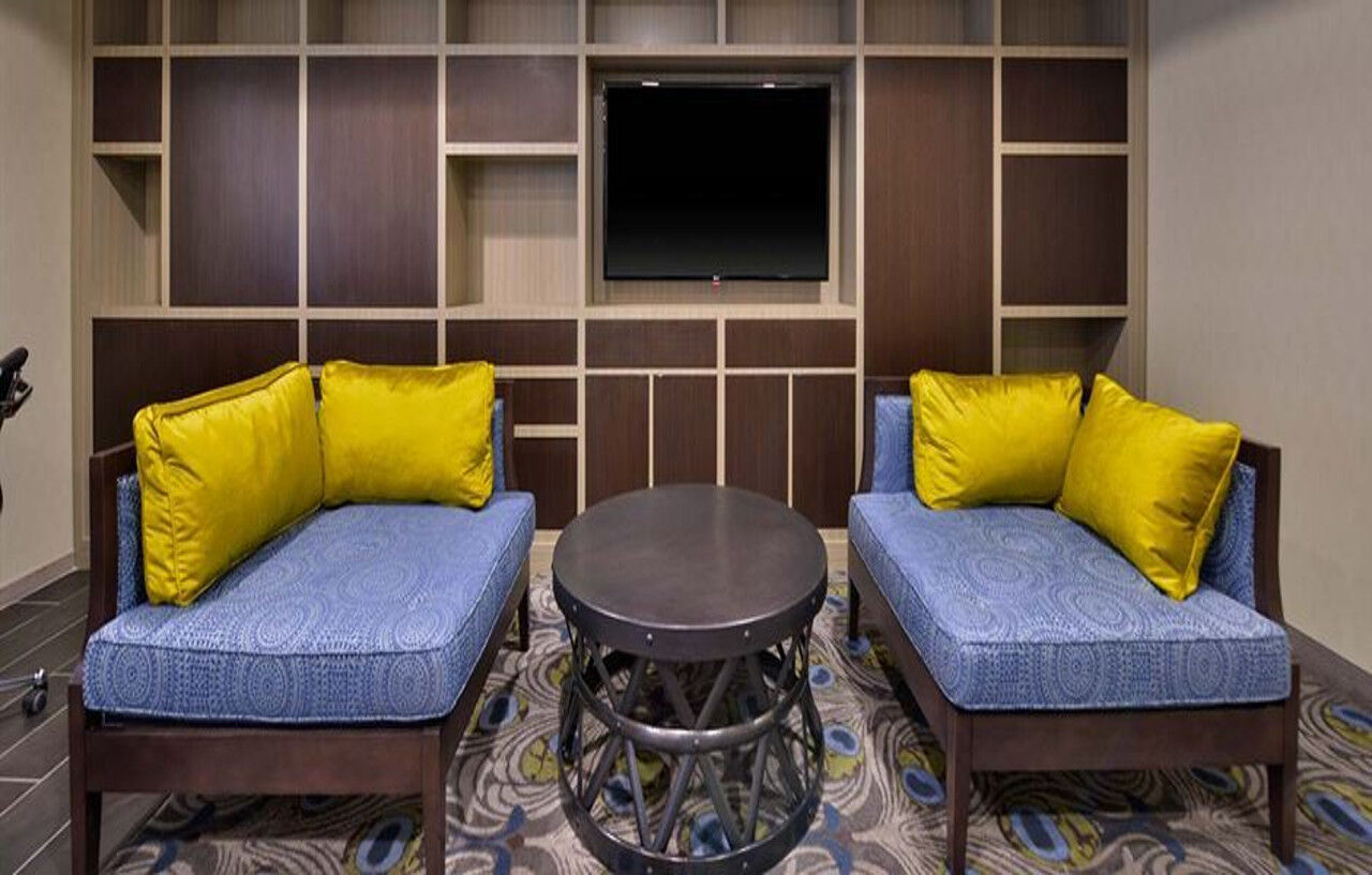 Hotel New York-jfk Airport Area, An Ihg New York