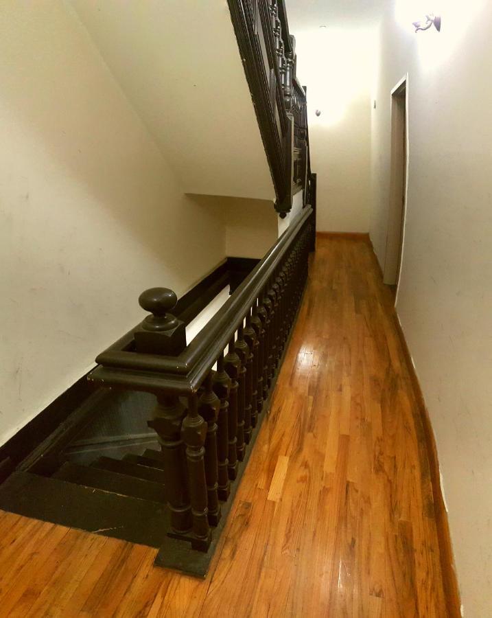 Apartment Historic Brownstone *