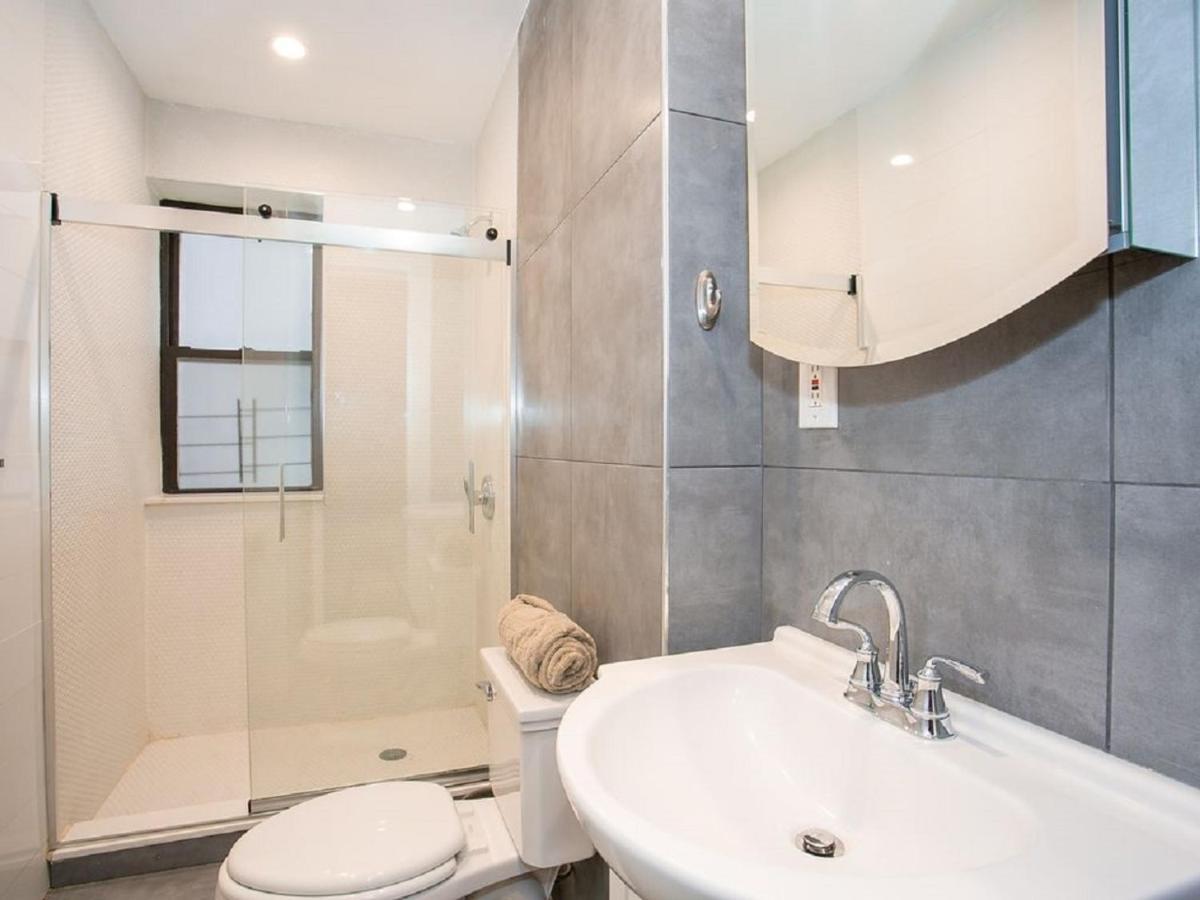 Harlem: Renovated Apartments Apartment