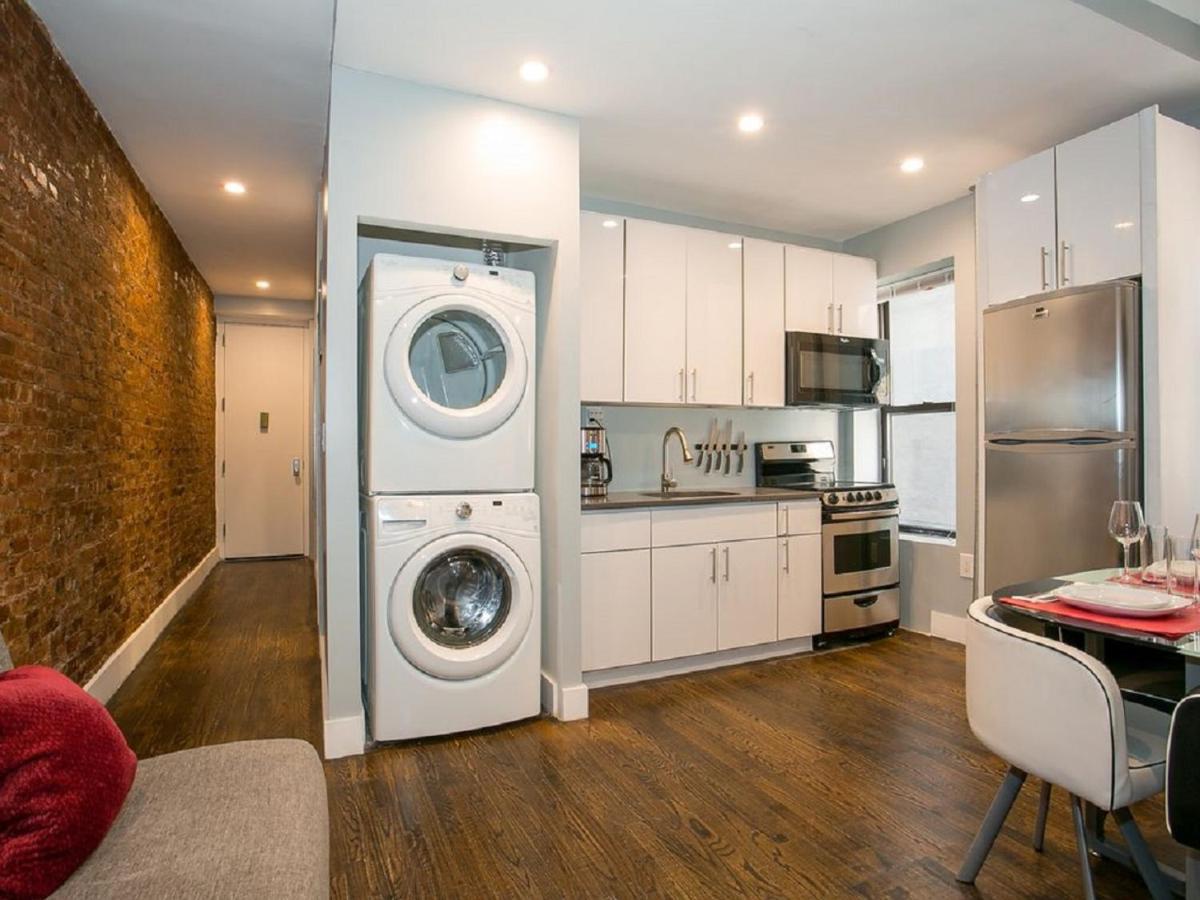 Harlem: Renovated Apartments Apartment