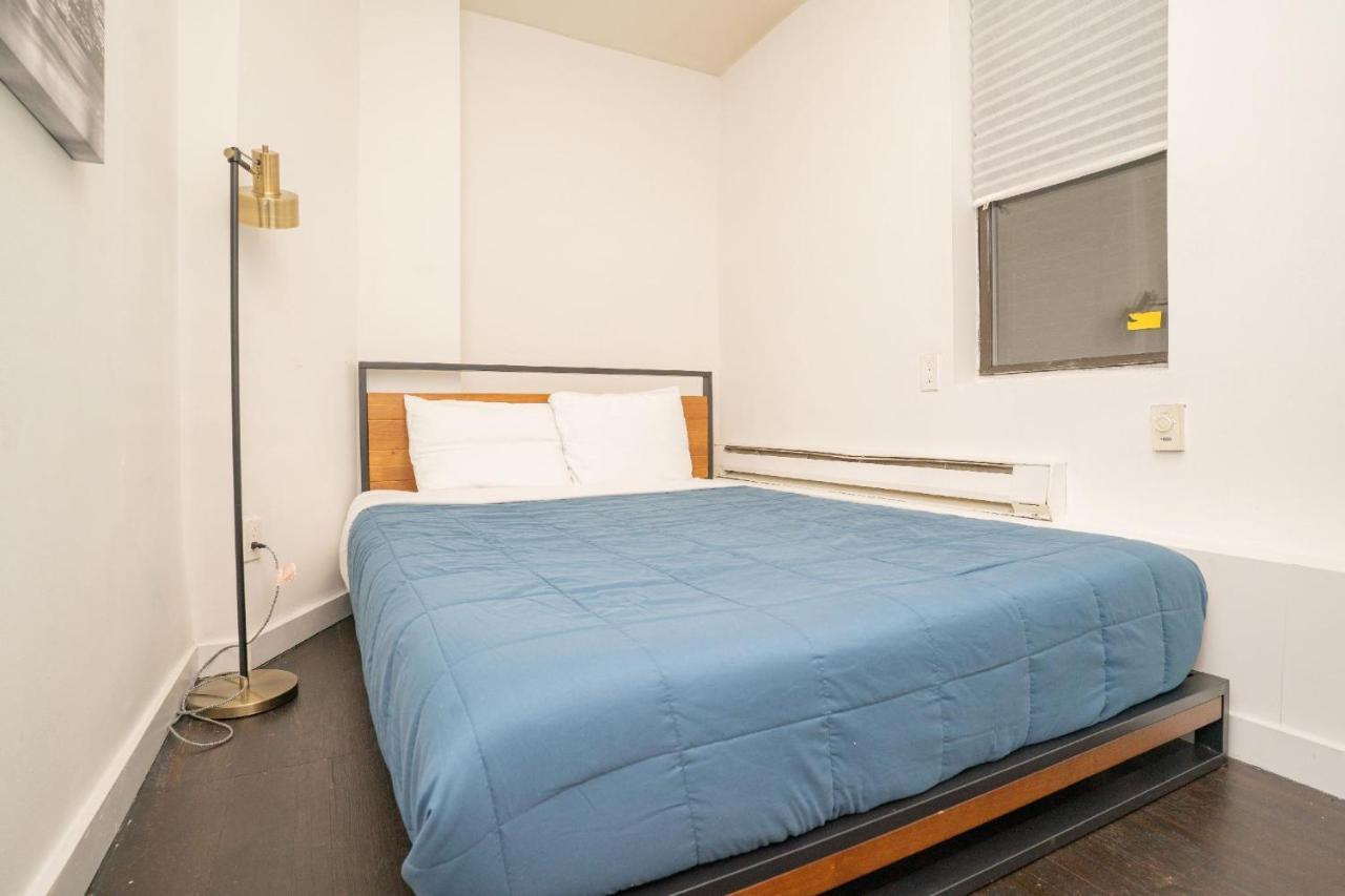 East Hells Kitchen 30 Day Apartment *