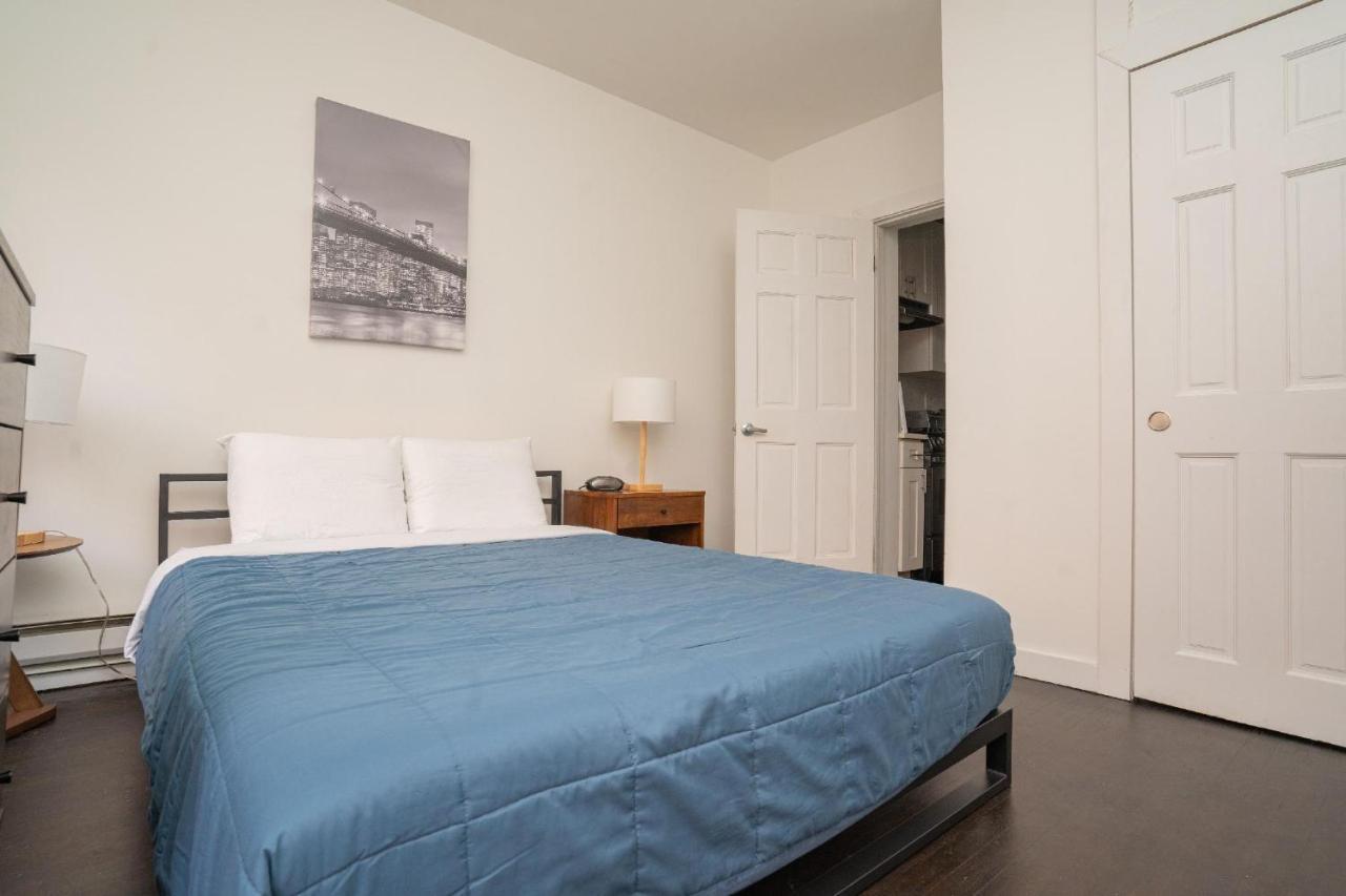 East Hells Kitchen 30 Day Apartment New York