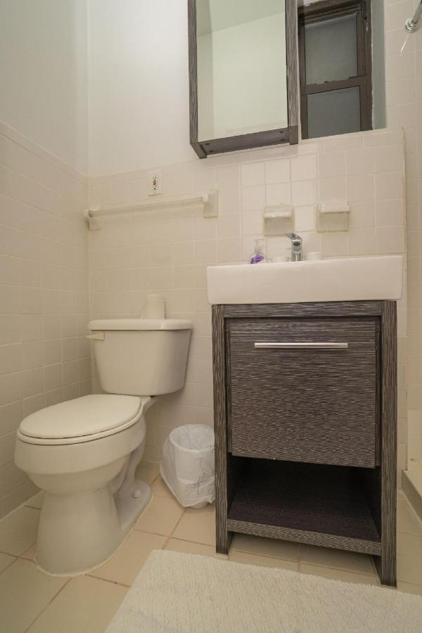 East Hells Kitchen 30 Day Apartment New York