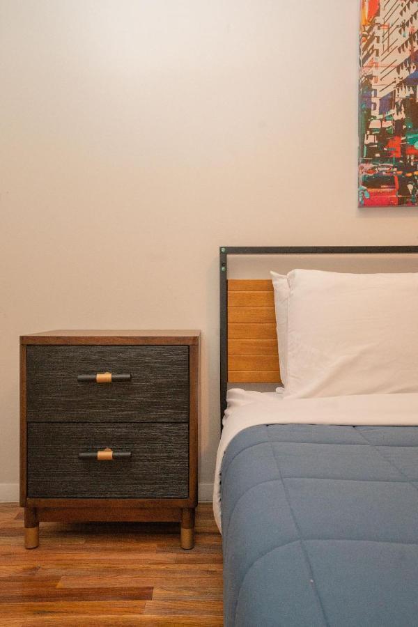 East Hells Kitchen 30 Day Apartment