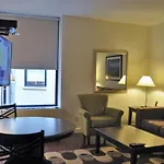 Oakwood Residence Sixth Avenue