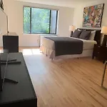 Lenox Hill Apartments 30 Day Stays