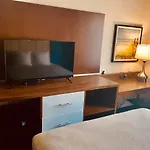 Jfk Rockaways Inn
