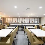 Best Western Plus Executive Residency Bronx